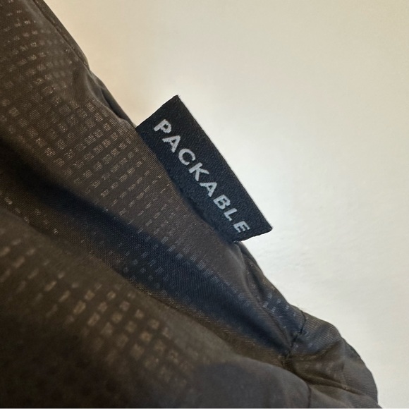 Columbia Windbreaker w/ Packable Hood Red Black Medium - Picture 6 of 6